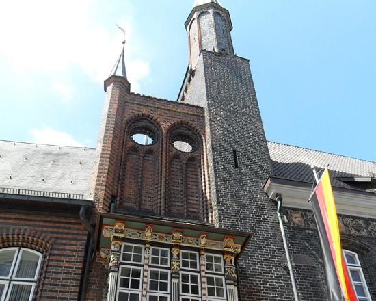 Lübeck: Historical Tour in the Footsteps of the Hansa - Pricing and Booking Options