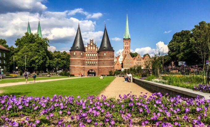 Lübeck: Old Town Highlights Private Walking Tour - Frequently Asked Questions