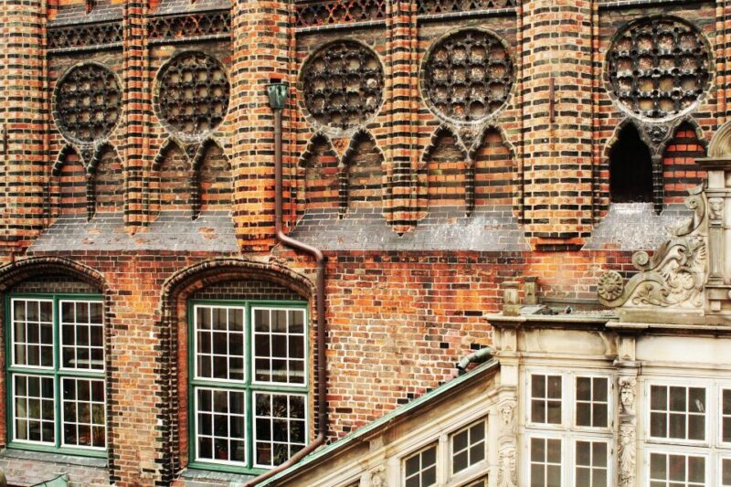 Lübeck - Private Historic Walking Tour - Meeting Point and Time