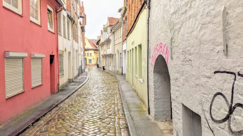 Lübeck: Self-Guided Walking Tour Seafarers Quarter - Experience Highlights