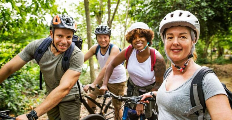 Luberon: E-Bike Rental - Explore Cabrieres Davignon