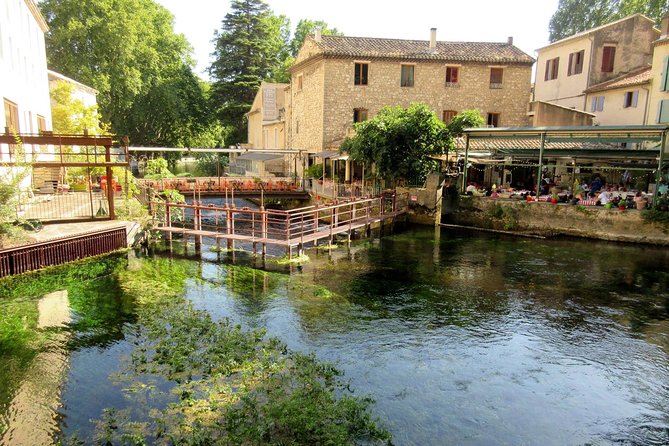 Luberon Market & Villages Day Trip From Aix-En-Provence - Meeting Point and Booking Details