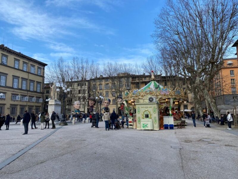 Lucca: 2 Hour Private Walk. Discover the Best of City Centre - Discover Piazza Napoleone
