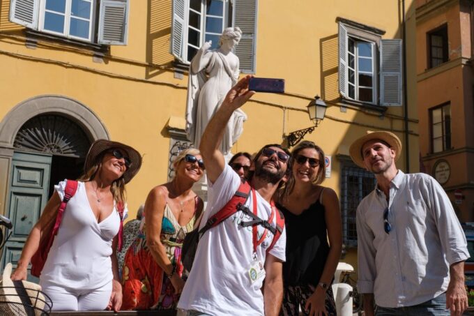 Lucca: 3-Hour Bikes & Bites Foodie Adventure Like a Local - Suitability for Children