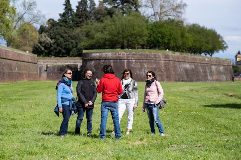 Lucca: Aperitivo Evening Food and Wine Tour - Customer Reviews and Ratings