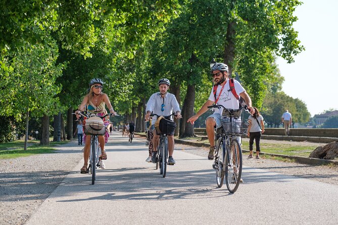 Lucca Bikes and Bites With Food Tastings for Small Groups or Private - Meeting and Pickup