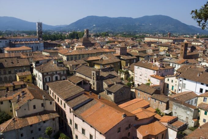 Lucca: City Highlights Walking Tour - City Wall Views