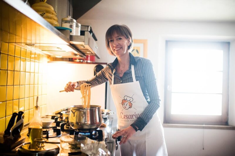 Lucca: Cooking Class at a Locals Home - Key Points