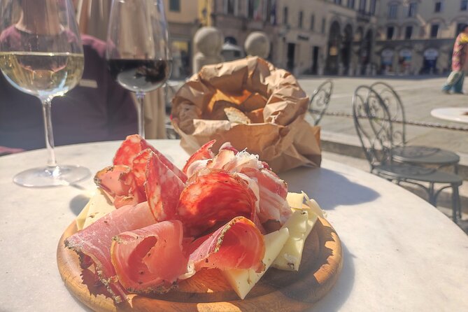Lucca Food Tour - Do Eat Better Experience - Small-Group Setting and Relaxed Pace