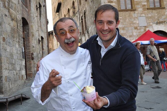Lucca Private Day Tour to Chianti & San Gimignano - Pickup and Meeting Details