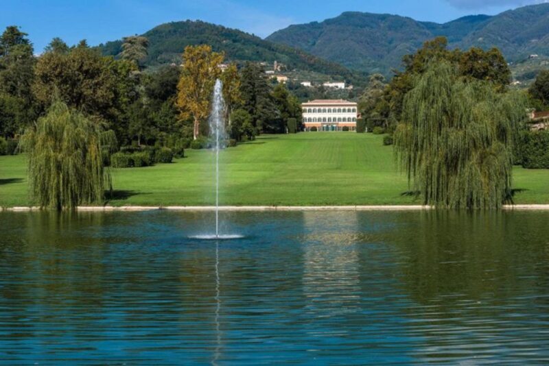 Lucca: Self-Guided Bike Tour to Villa Reale - Overview of the Self-Guided Bike Tour