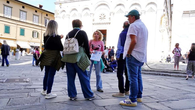 Lucca: Tour of City Center, San Martino and San Frediano - Since Your Asked