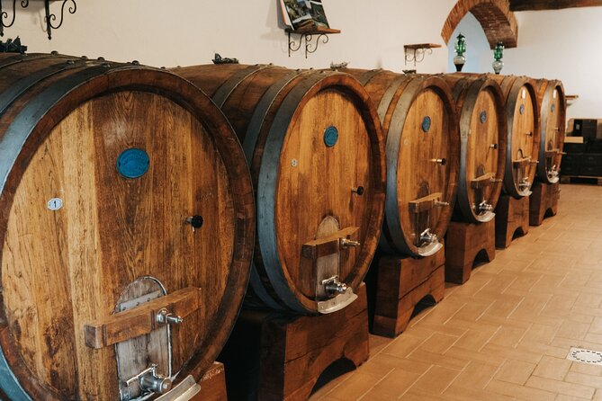 Lucca: Wine Tasting Experience - Tenuta Adamo Winery - Inclusions and Offerings