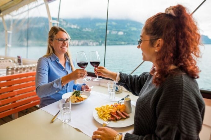 Lucerne: Lake Lucerne 1st Class Cruise With Gourmet Lunch - Reserving Your Spot