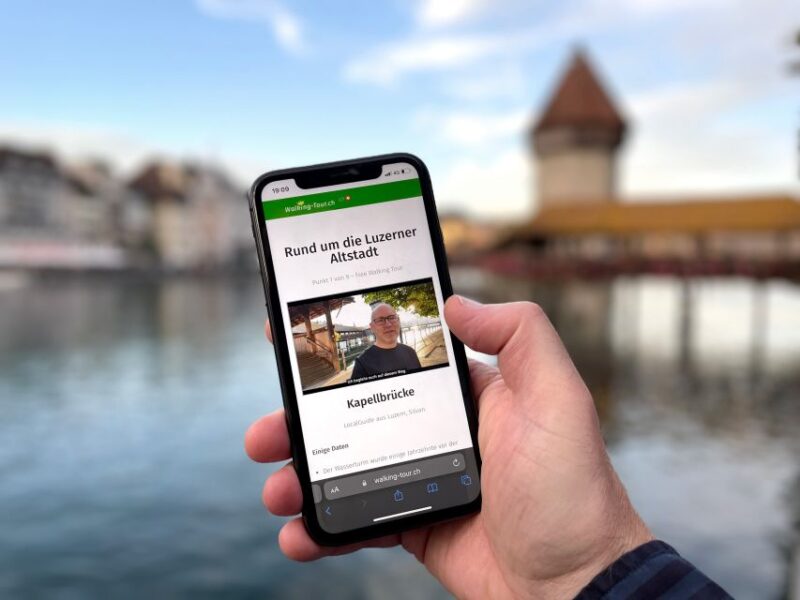 Lucerne: Smartphone Walking Tour - Cool Lucerne Old Town - Augmented Reality Experience