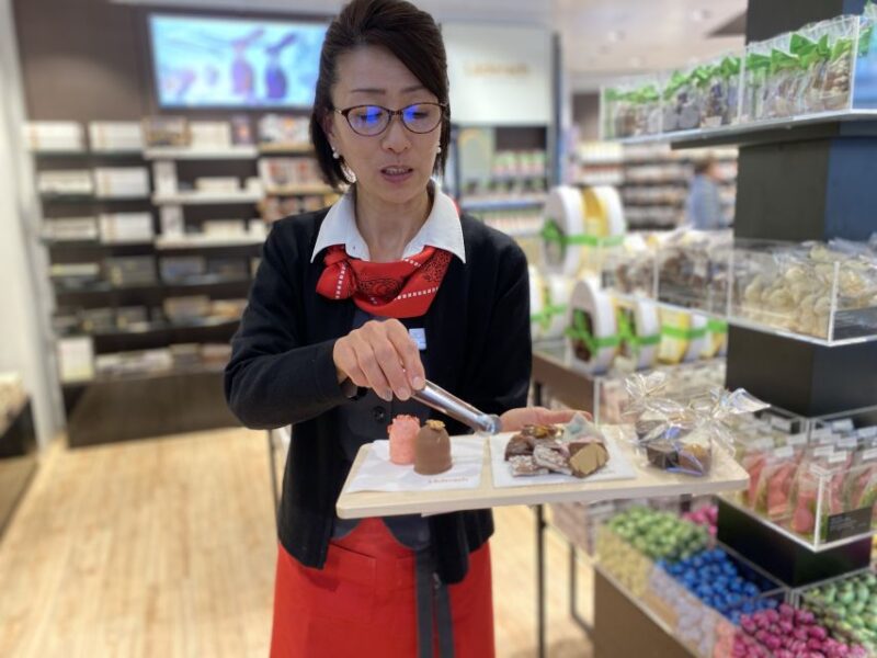 Lucerne: Swiss Afternoon Tea Traditional Tasting Experience - Exploring Traditional Swiss Cheese Varieties