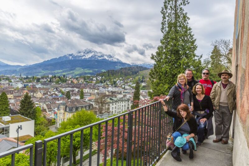Lucerne: Walking and Boat Tour With Cheese & Wine Tasting - Enjoying the Walking Tour Experience