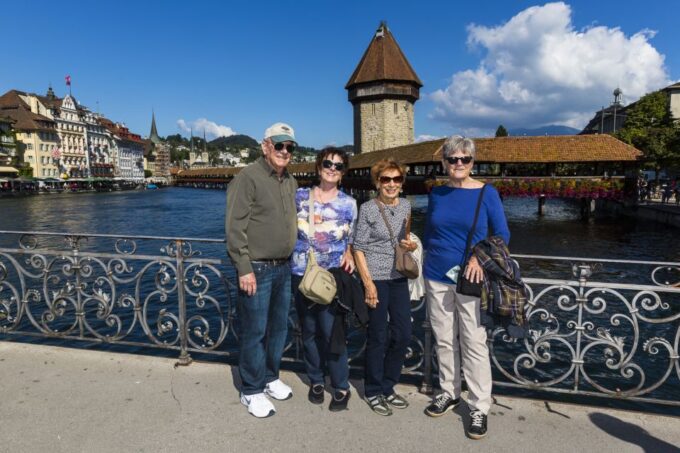 Lucerne: Walking and Boat Tour With Cheese & Wine Tasting - Panoramic Views From the Lake Cruise