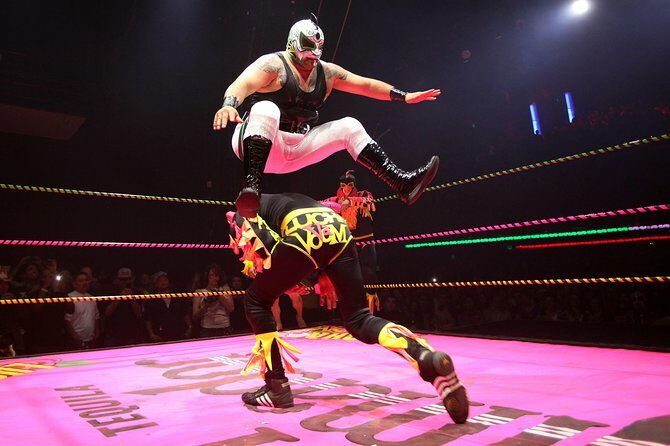 Lucha Libre Tickets & Tacos & Beer & Mezcal = BEST NIGHT EVER! - Key Points