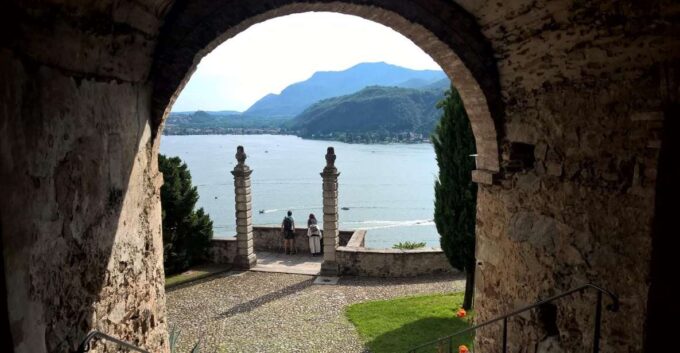 Lugano: Capture the Most Photogenic Spots With a Local - Small Group Personalized Experience