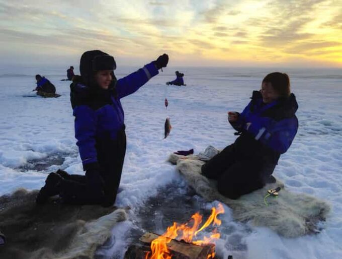Luleå: Ice Fishing - 2h - Participant Selection