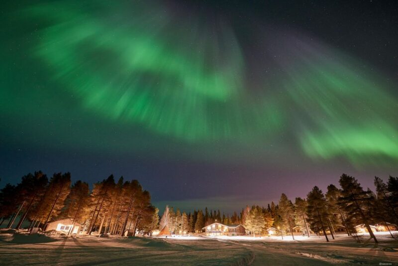 Luleå: Northern Lights Snowmobile Tour - Equipment and Comfort