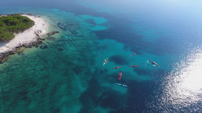 Lumbarda: Half-Day Kayaking and History With Wine Delight - Tour Experience