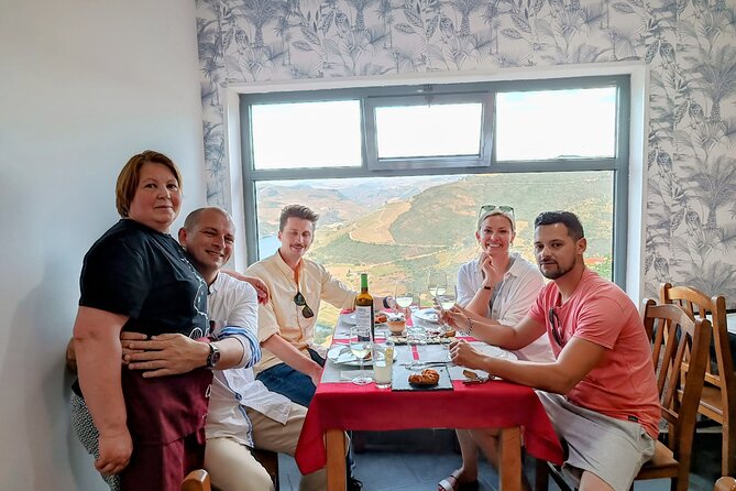 Lunch and Wine Tasting in the Douro Valley Region - Meeting Point and Pickup Instructions