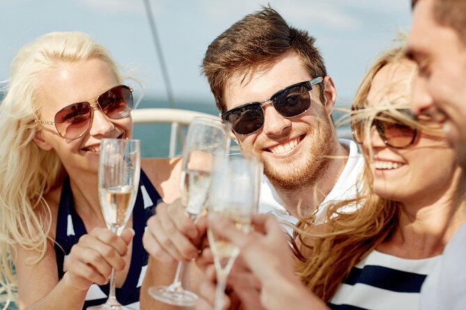 Lunch Cruise With Music on Sydney Harbour - Customer Feedback and Suggestions