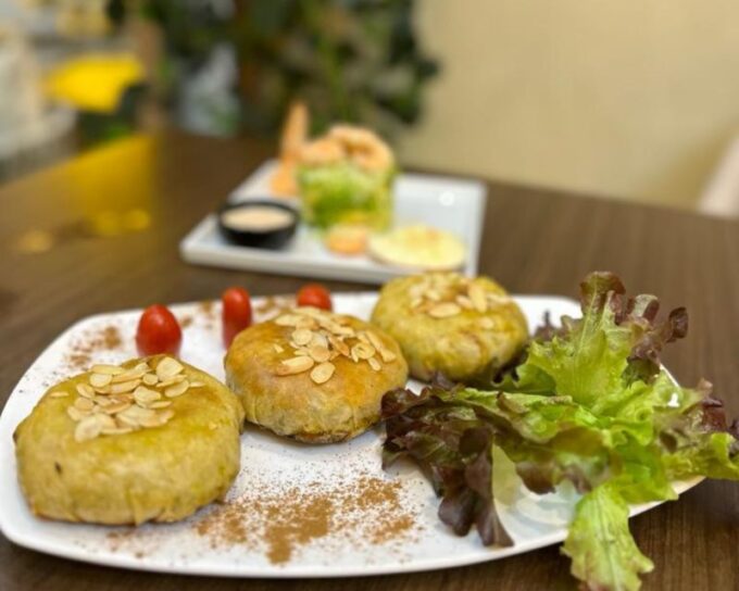 Lunch Experience, Moroccan Restaurant Chouf LOR With Pickup - Exceptional Service