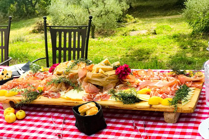 Lunch in the Olive Grove - Engaging Atmosphere