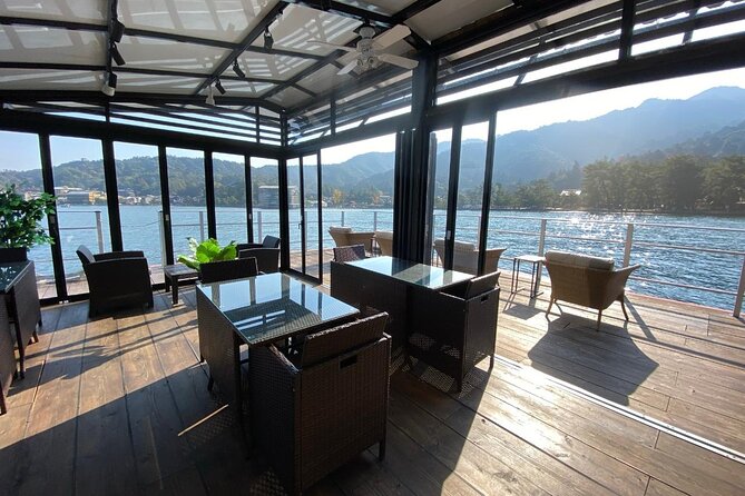 Lunch on Raft-Style Boat HANAIKADA on the West Coast of Miyajima - Course and Timing Changes