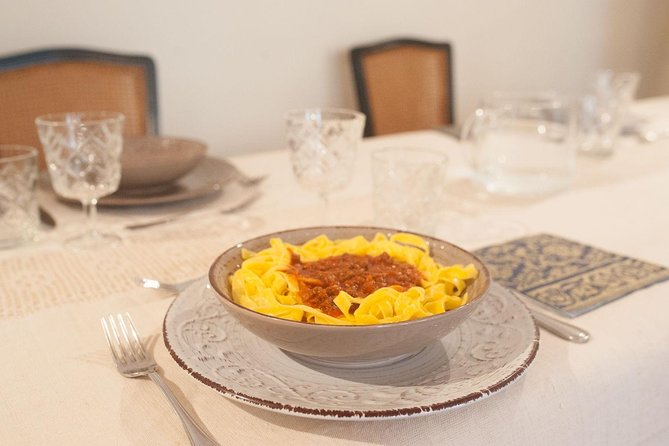Lunch or Dinner and Cooking Demo at a Local Home in Rimini - Cooking Demo