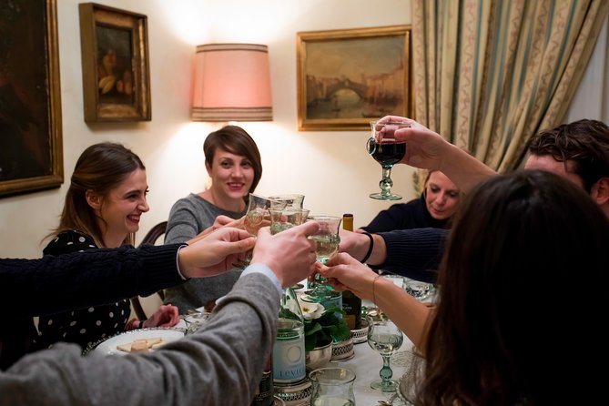 Lunch or Dinner and Cooking Demo at a Local Home in Soave - Inclusions