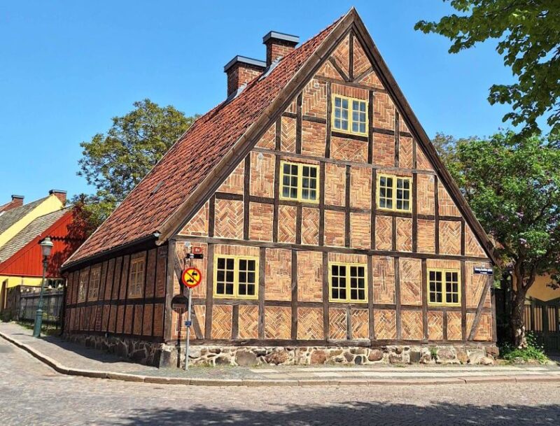 Lund Tour: From Medieval Metropolis to Contemporary College - Good To Know
