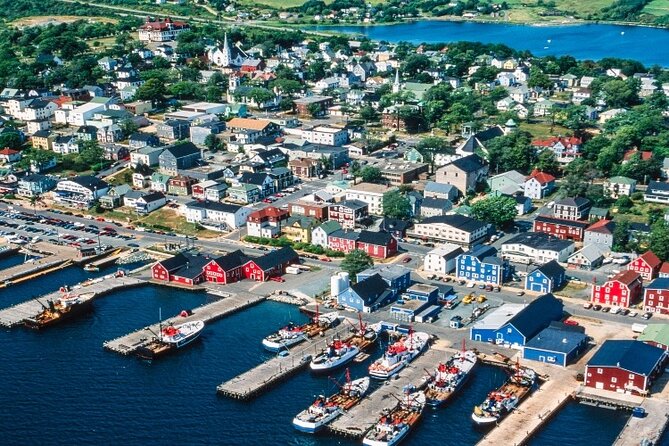 Lunenburg Small Group Express From Halifax + Lobster Roll Lunch - Pickup Locations