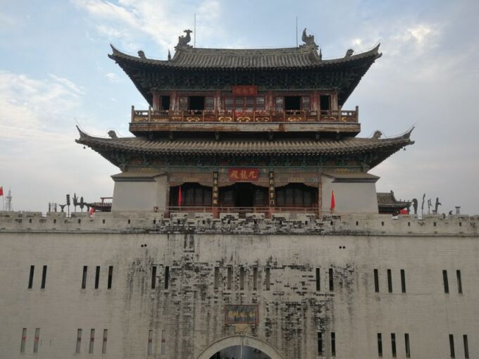 Luoyang Classic Day Tour Longmen Grottoes Old Twon Explore - Strolling Lijingmen Street