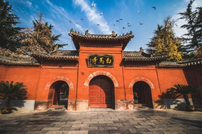 Luoyang: Longmen Grottoes and White Horse Temple Guided Tour - Frequently Asked Questions