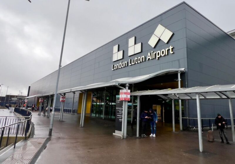 Luton Airport to Southampton Port | Private Transfer - Vehicle Specifications