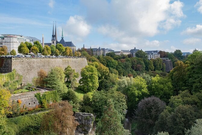 Luxembourg 1-Hour Express Walking Tour  - Luxembourg City - Accessibility and Transportation