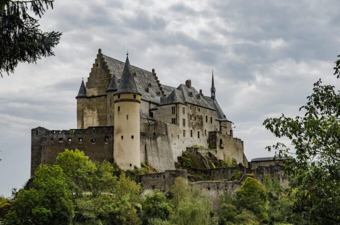 Luxembourg: Capture the Most Photogenic Spots With a Local - About the Tour