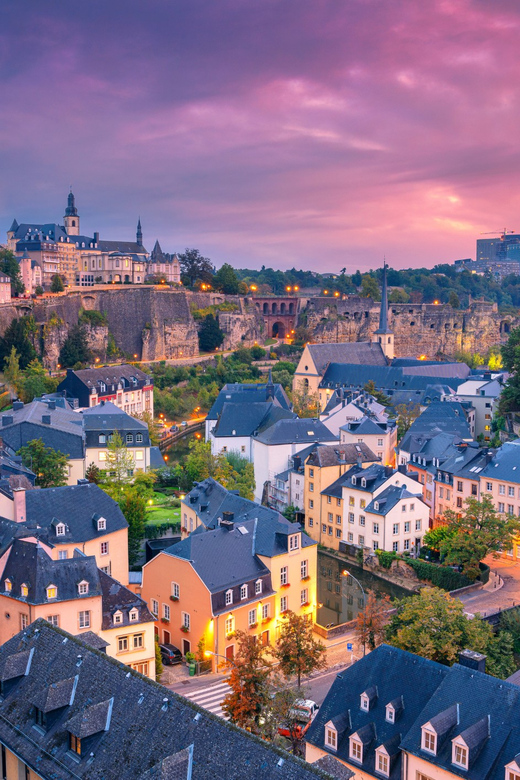 Luxembourg : Christmas Market Smartphone Game - Game Description and Features