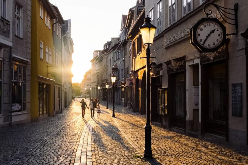 Luxembourg : City Exploration Smartphone Game - Game Features