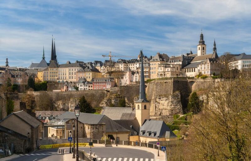 Luxembourg Family Explorer: A Private Walking Tour - Expert Guide Narratives