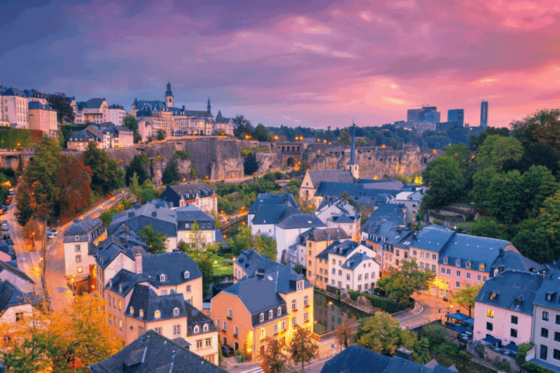 Luxembourg: First Discovery Walk and Reading Walking Tour - Customer Feedback and Ratings