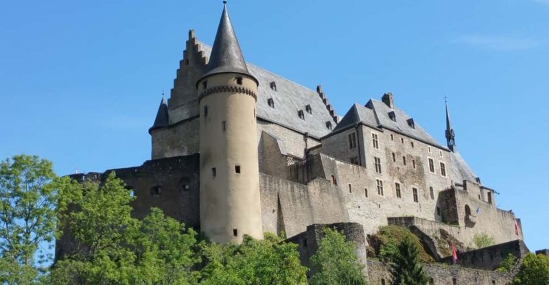 Luxembourg: First Discovery Walk and Reading Walking Tour - Good To Know