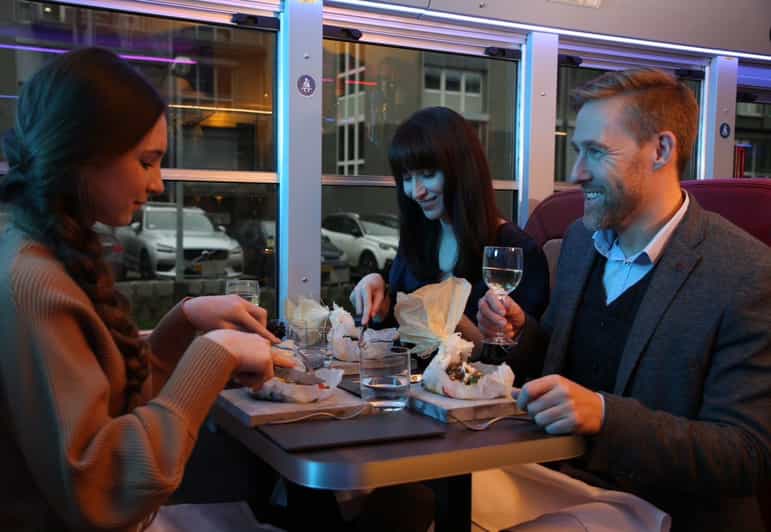 Luxembourg: Gourmet Food Dinner in a Vintage Bus - Unique Culinary Concept