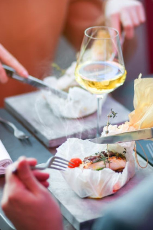 Luxembourg: Gourmet Food Dinner in a Vintage Bus - Important Booking Details