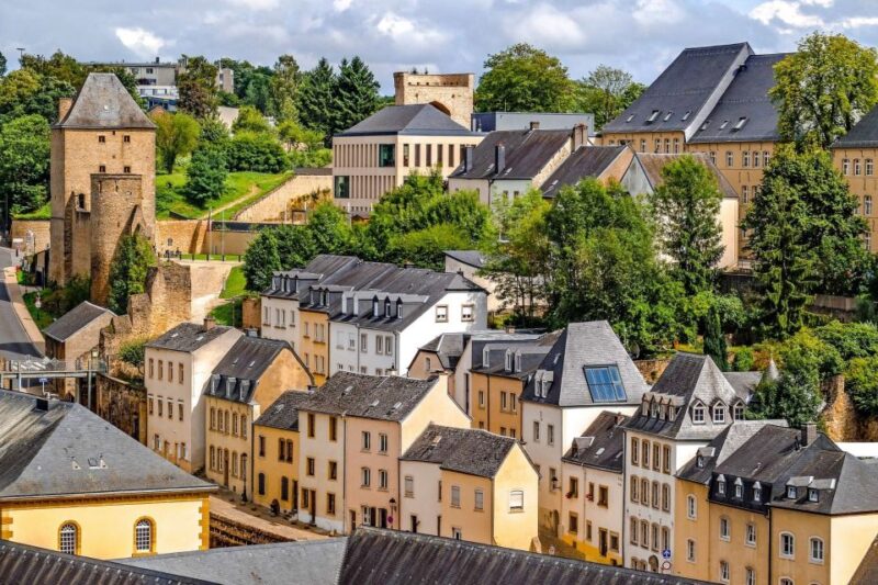 Luxembourg: Highlights Self-Guided Scavenger Hunt & Tour - Important Information for Participants