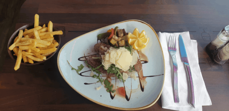 Luxembourg: Italian-Style Dinner in a Vintage Bus - Vintage Bus Dining